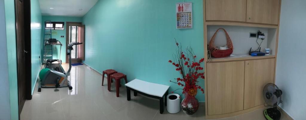 Homestay Stardow~星窗名宿~ Johor Bahru Dış mekan fotoğraf